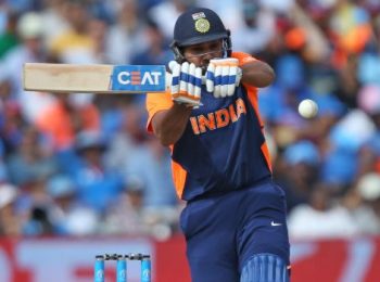 IND vs SL 2022: Rohit Sharma should put his pull shot in cold storage until he is set - Sunil Gavaskar